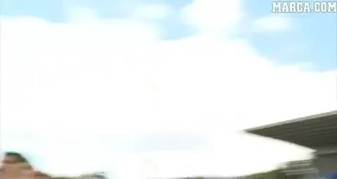 Trucaj sau MAGIE? All Blacks fac o demonstratie de tehnica in stilul lui Ronaldinho!